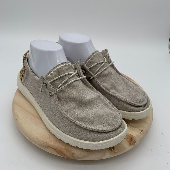 Hey Dude Women's Tan Wendy Chambray Woven Slip On Shoes 7 - Picture 1 of 7